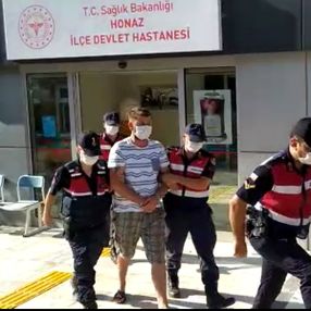 Denizli'de 1 yıldır aranan suçluyu paylaşımı ele verdi