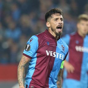 Fenerbahçe'de hedef Jose Sosa