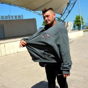 Kilosu nedeniyle evlenemeyince, 6 ayda 212 kilo verdi