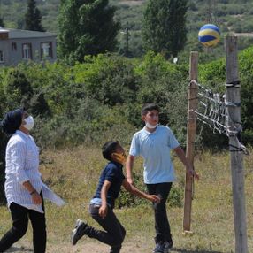 Kocaeli'de atık malzemeleri spor yapmak için kullandılar
