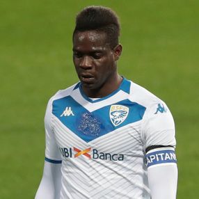 Beşiktaş, Mario Balotelli'ye 2.5 milyon euro önerdi