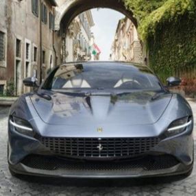 4 milyonluk Ferrari Roma, Türkiye'ye gelmeden satıldı