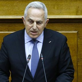 Eski Yunan bakan Apostolakis'ten Türkiye yorumu