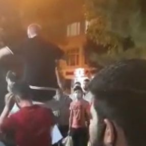 Bursa'da iş yeri açılışında korona tedbirlerine uyulmadı