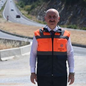 Bakan Karaismailoğlu: Bölünmüş yol uzunluğunu %350 arttı