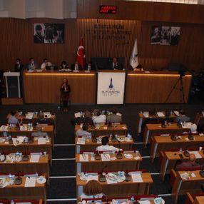 İzmir'de toplu ulaşıma yüzde 5,6 zam yapıldı