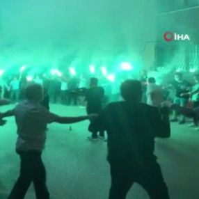 Bursa'da bir düğünde, koronavirüs tedbirleri unutuldu