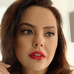 Ebru Gündeş, atını sattı