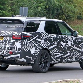 Makyajlı 2021 Land Rover Discovery görüntülendi