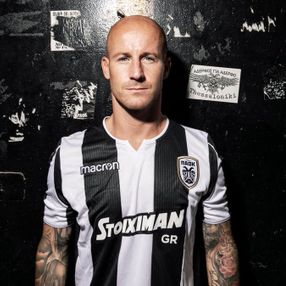 PAOK'ta, Miroslav Stoch ile yollar ayrıldı