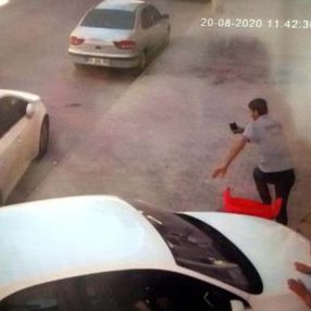 Adıyaman'da kaldırımda oturan kişiye araba çarptı