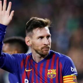 Messi: Barselona şehrinde gelecek göremiyorum