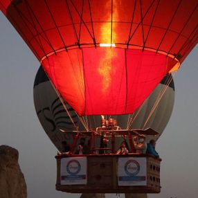 Kapadokya'da balon turları yeniden başladı