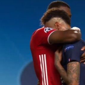 Neymar gözyaşlarını tutamadı