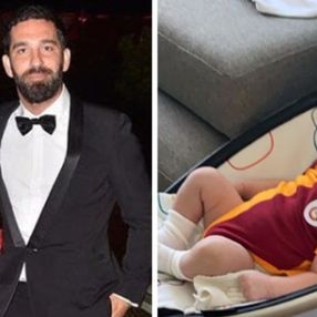 Arda Turan, oğullarını paylaştı