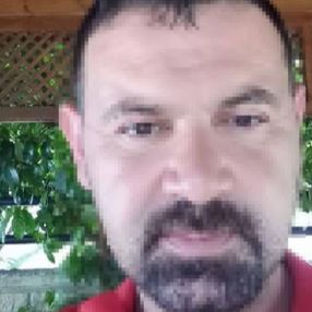 Antalya'da bir şahıs platonik aşık olduğu kadının ablasını bıçakladı