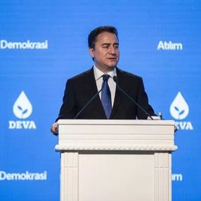 Ali Babacan koronavirüse yakalandı