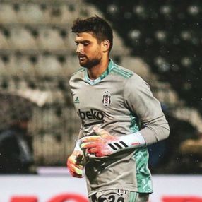 Ersin Destanoğlu performansıyla alkış aldı
