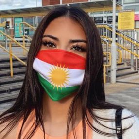 Kürdistan maskeli kız