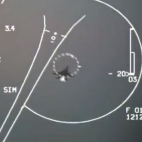 NAVTEX alanına yaklaşan Yunan jetleri engellendi