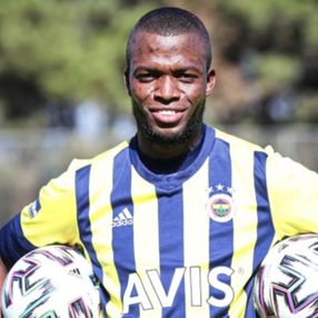 Enner Valencia: Umarım kulüp tarihine adımı yazdırırım