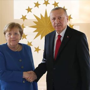 Cumhurbaşkanı Erdoğan, Angela Merkel ile görüştü