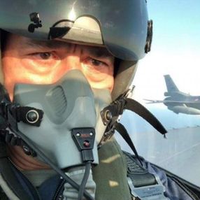Hulusi Akar’ın F-16 görüntüleri Yunan medyasında