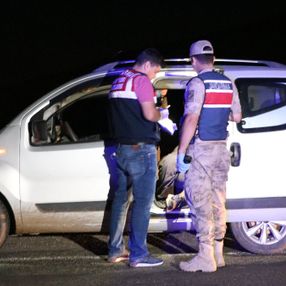 Sivas'ta define ararken dinamit patladı: 1 ölü 1 yaralı