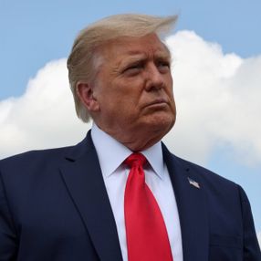 Trump'ın yardım çeki yanlışlıkla Avusturya'ya gitti