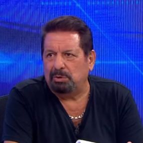 Erman Toroğlu'nun yeni tarzı gündem oldu