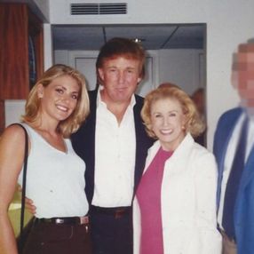 Amy Dorris, Trump'ın kendisini taciz ettiğini söyledi