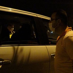 Kozan Emniyet Müdürü, maske takmayan sürücüye sitem etti