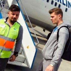 Alexander Sörloth, Leipzig'e imzayı atıyor