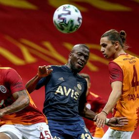 Galatasaray-Fenerbahçe derbisinde gol sesi çıkmadı