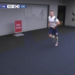 Maçın ortasında tuvalete giden Dier'i Mourinho getirdi
