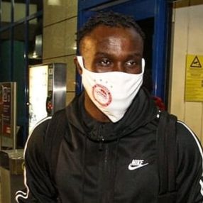 Bruma resmen Olympiakos'ta