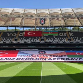 Beşiktaş'tan Azerbaycan pankartı