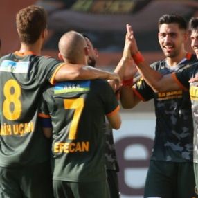 Alanyaspor'dan Hatay'a yarım düzine gol