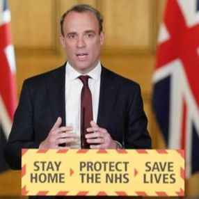 İngiltere Dışişleri Bakanı Dominic Raab: Korona, Boris Johnson'ı az kalsın öldürüyordu