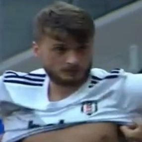 Adem Ljajic'in fazla kiloları dikkat çekti