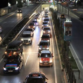 Elazığ'da Azerbaycan'a destek konvoyu düzenlendi