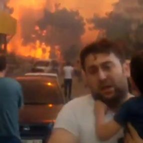 Hatay'da orman yangını, yerleşim yerlerine sıçradı