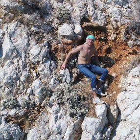 Antalya'da Ukraynalı turist, kayalıklarda mahsur kaldı: 6 saatte kurtarıldı