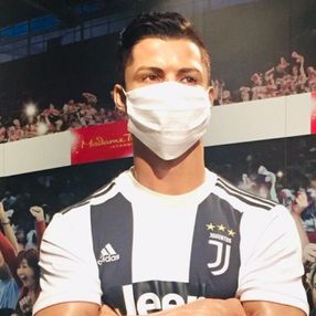 Cristiano Ronaldo'nun koronavirüs testi pozitif çıktı