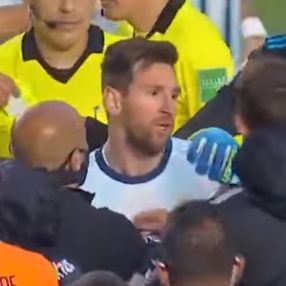Messi, Marcelo Moreno ile maç sonu kavga etti