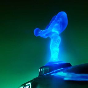Rolls-Royce'un logosu, ışık kirliliği nedeniyle Avrupa'da yasaklanacak