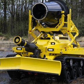 ABD'nin ilk yangın söndürme robotu Thermite RS3, göreve başladı