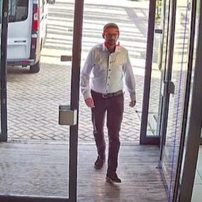 İngiltere’de AVM'lere maskesiz girişler kamerayla önlenecek
