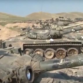 Azerbaycan'ın Karabağ'da ele geçirdiği tanklar