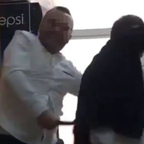Bağcılar'da kafede taciz iddiasına dayak